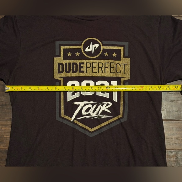 Dude Perfect 2021 Tour TShirt Adult Medium Short Sleeve Tricks YouTubers - Picture 3 of 8
